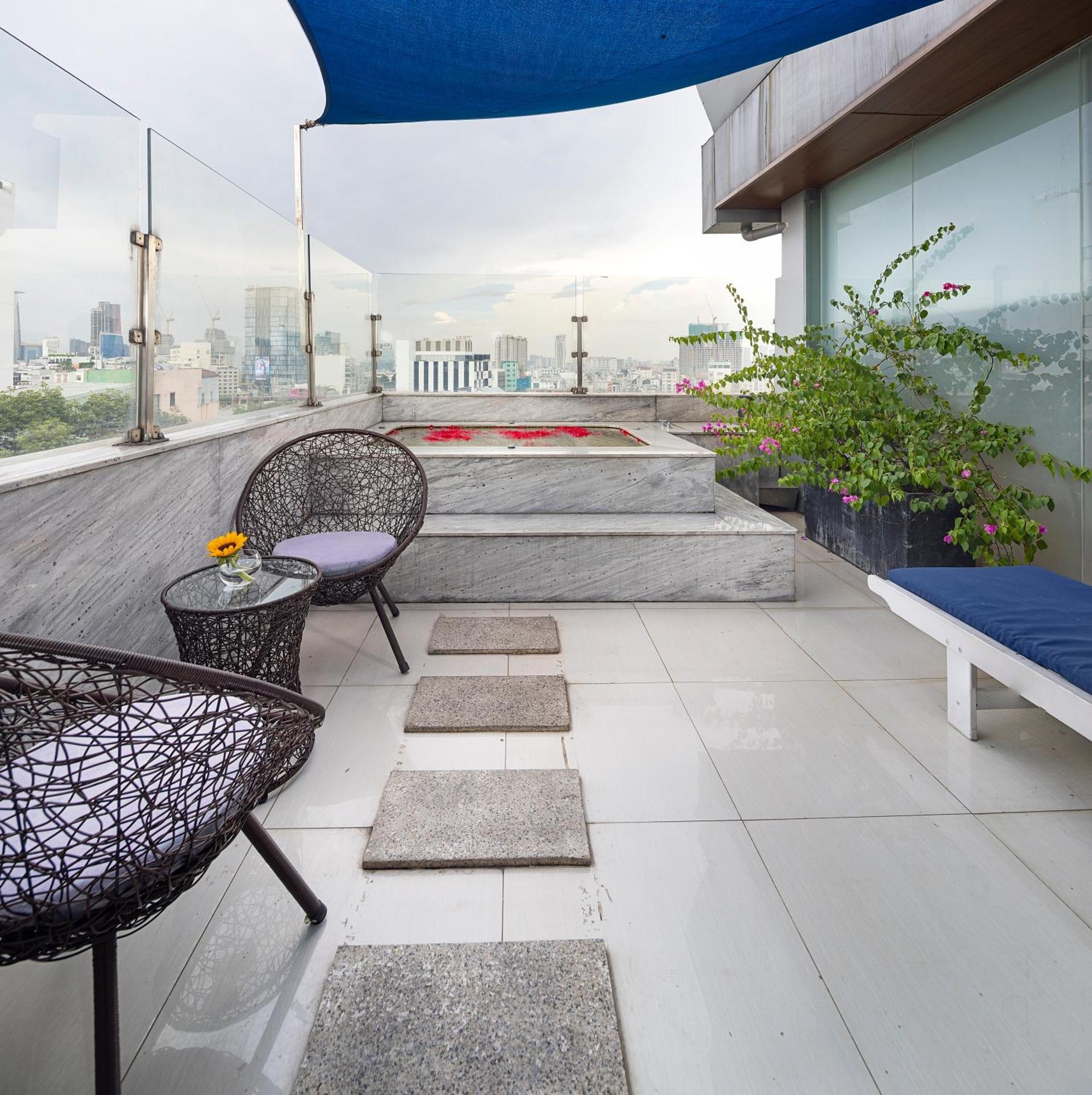 Harmony Saigon Hotel & Spa Хошимин Экстерьер фото