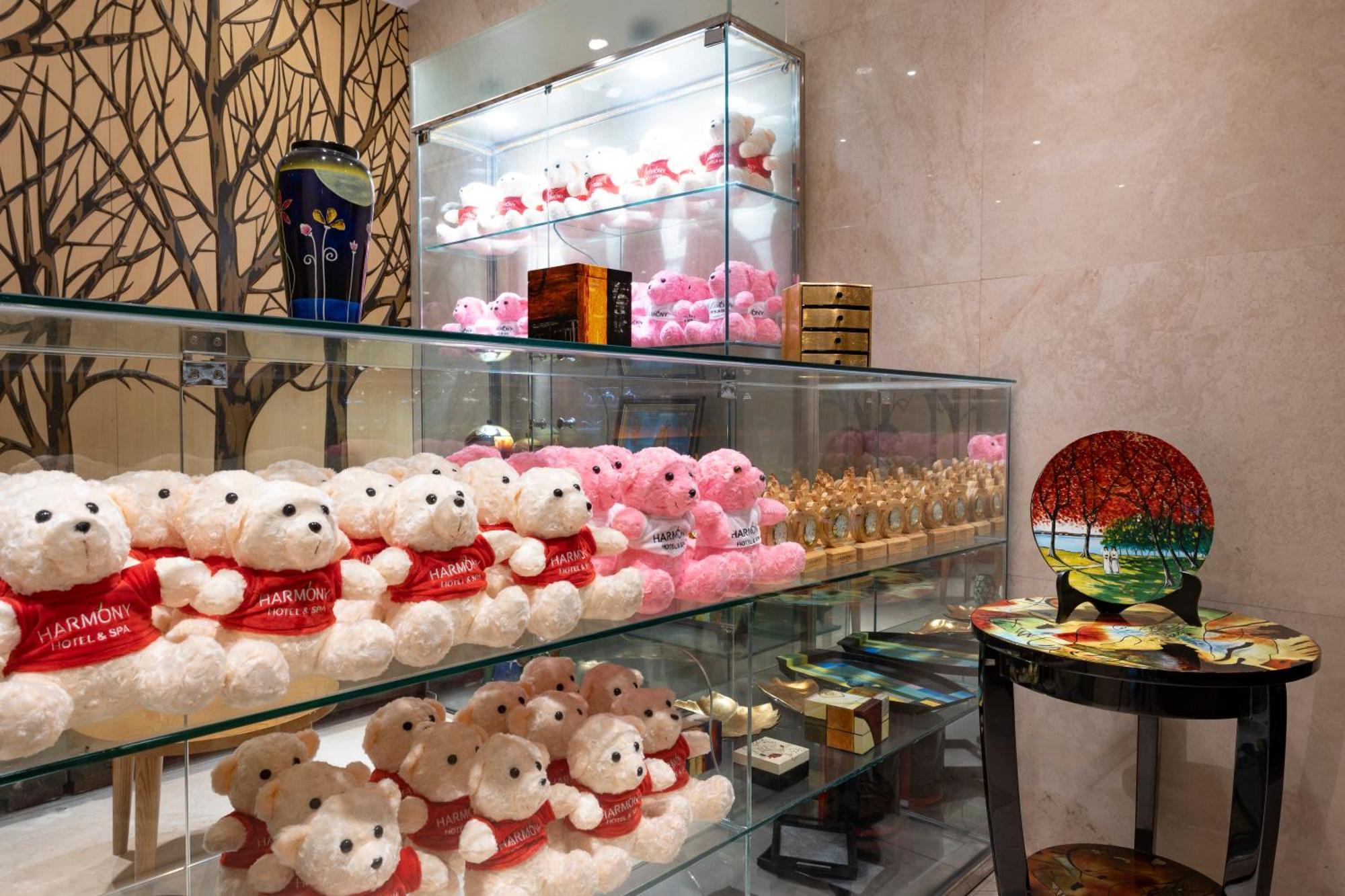 Harmony Saigon Hotel & Spa Хошимин Экстерьер фото