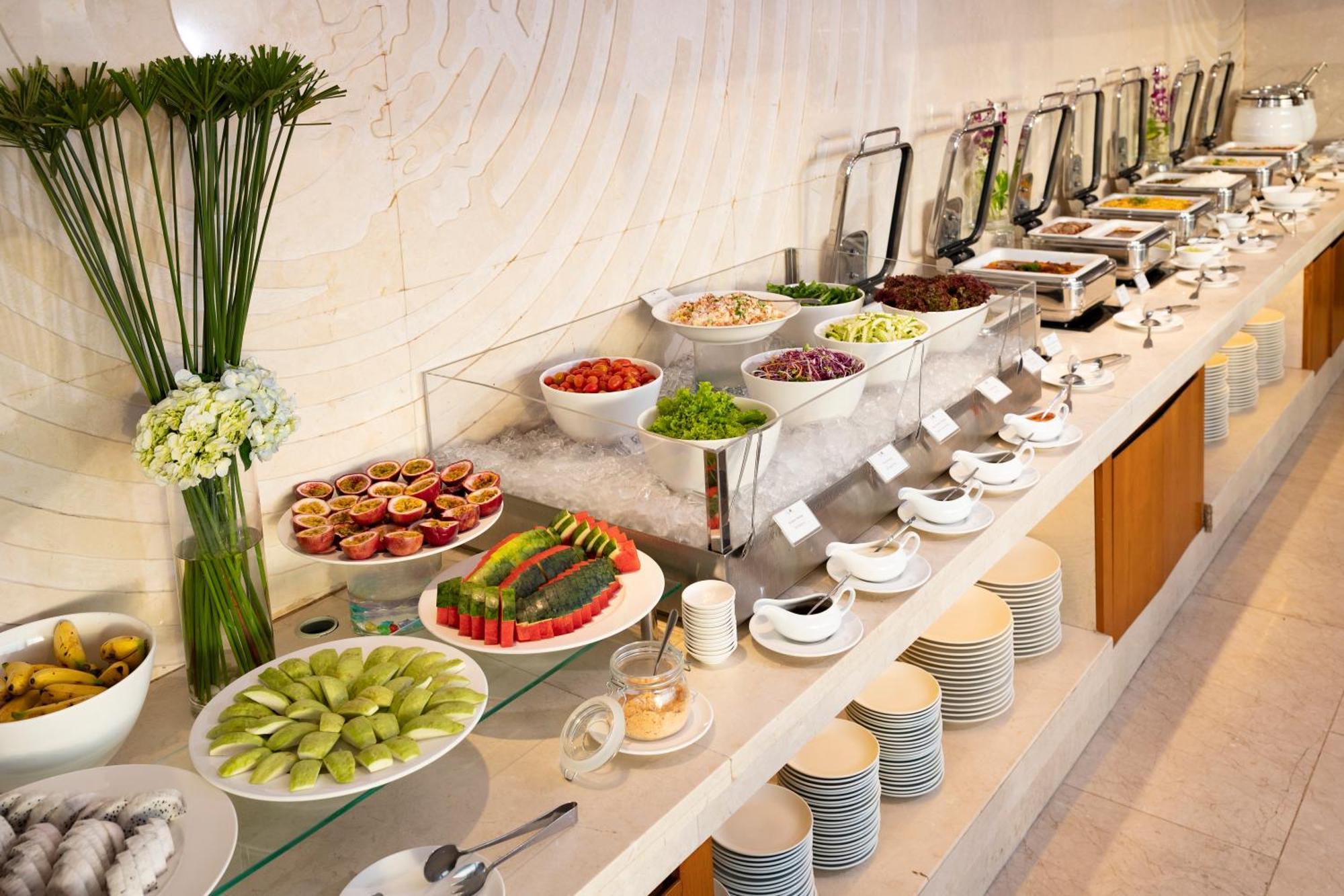 Harmony Saigon Hotel & Spa Хошимин Экстерьер фото