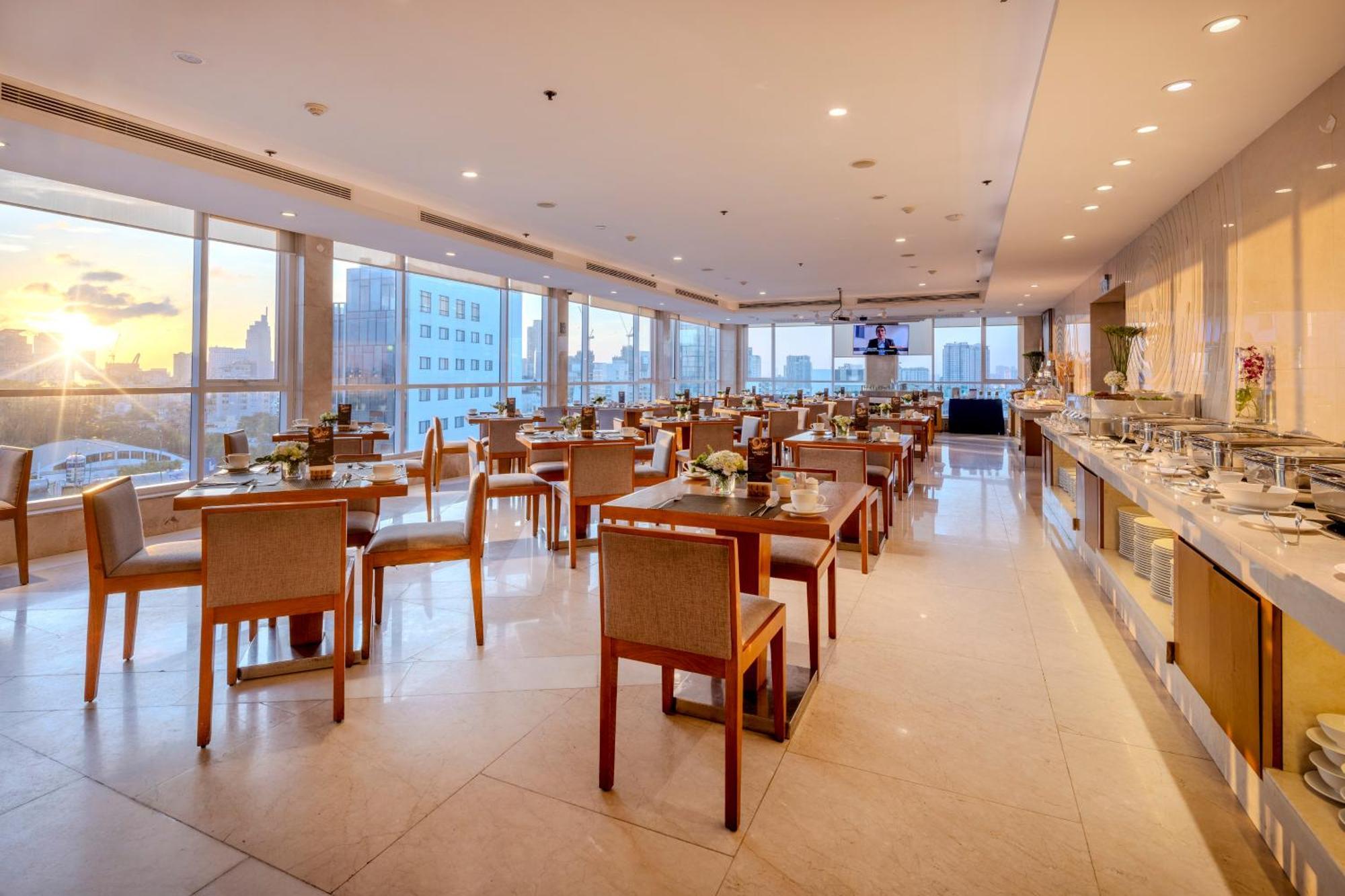Harmony Saigon Hotel & Spa Хошимин Экстерьер фото