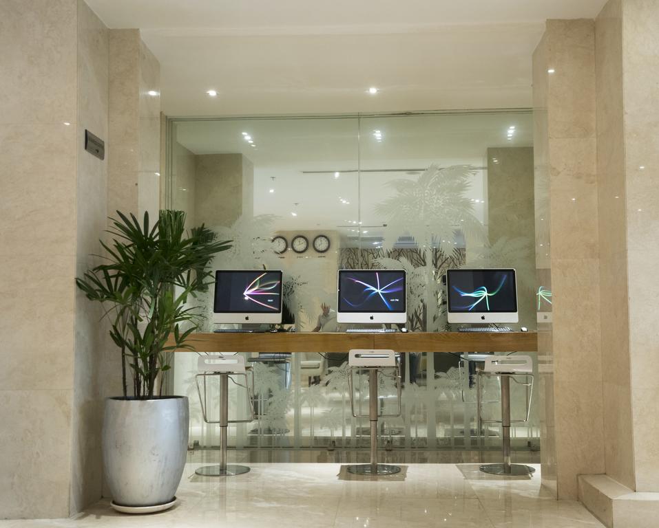 Harmony Saigon Hotel & Spa Хошимин Экстерьер фото
